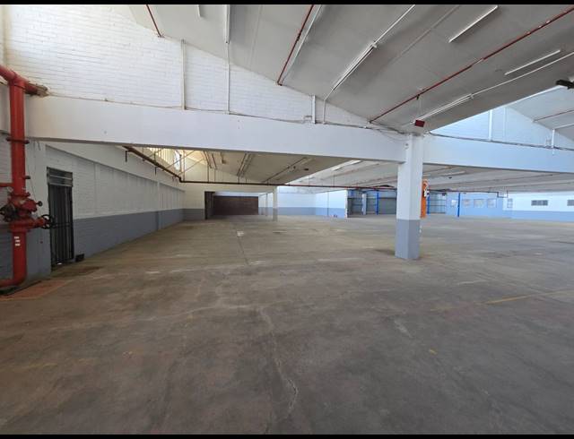 3,762M² WAREHOUSE TO LET IN BENROSE
